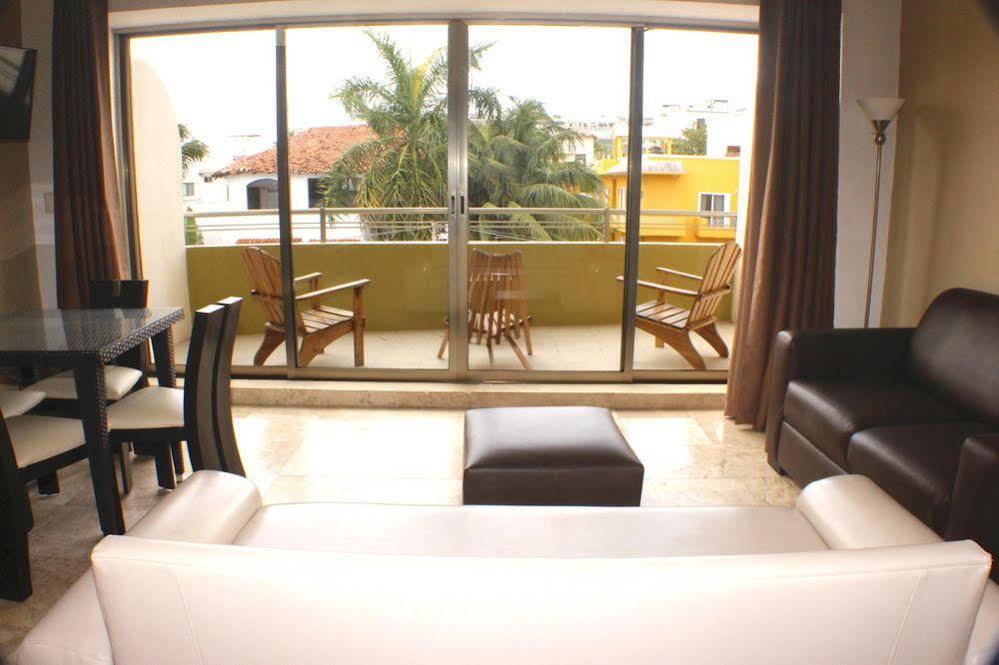Ocean Plaza Condos Playa del Carmen Exterior photo
