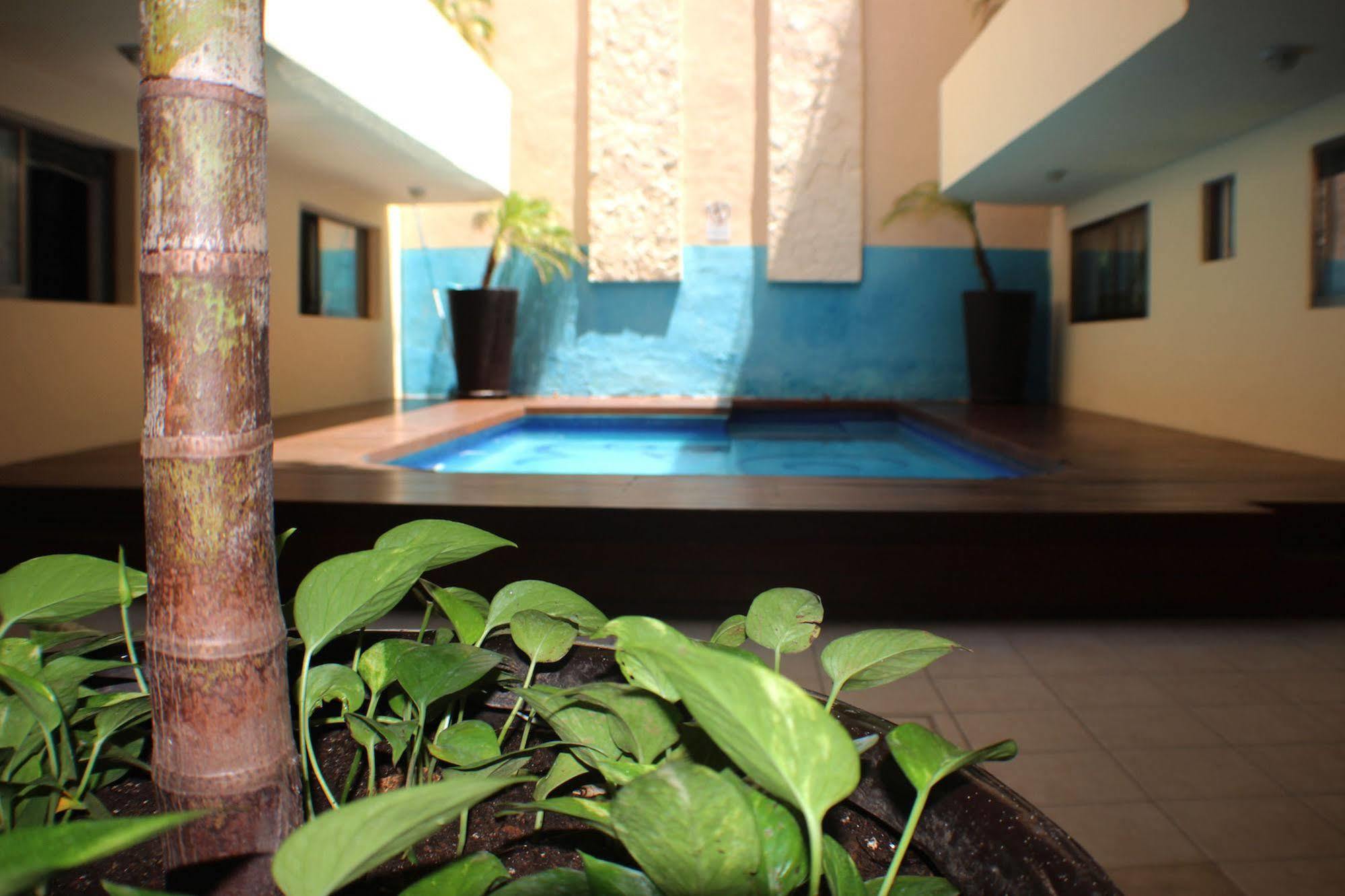 Ocean Plaza Condos Playa del Carmen Exterior photo